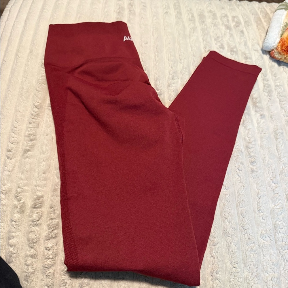 High-Waist Burgundy Leggings with Sculpting Support